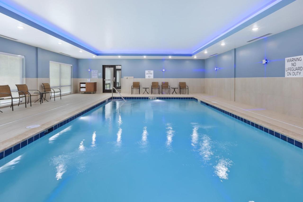 Holiday Inn Express & Suites - Painesville - Concord By Ihg Kültér fotó