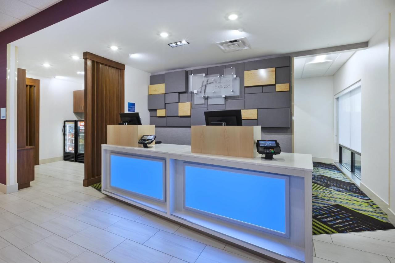 Holiday Inn Express & Suites - Painesville - Concord By Ihg Kültér fotó