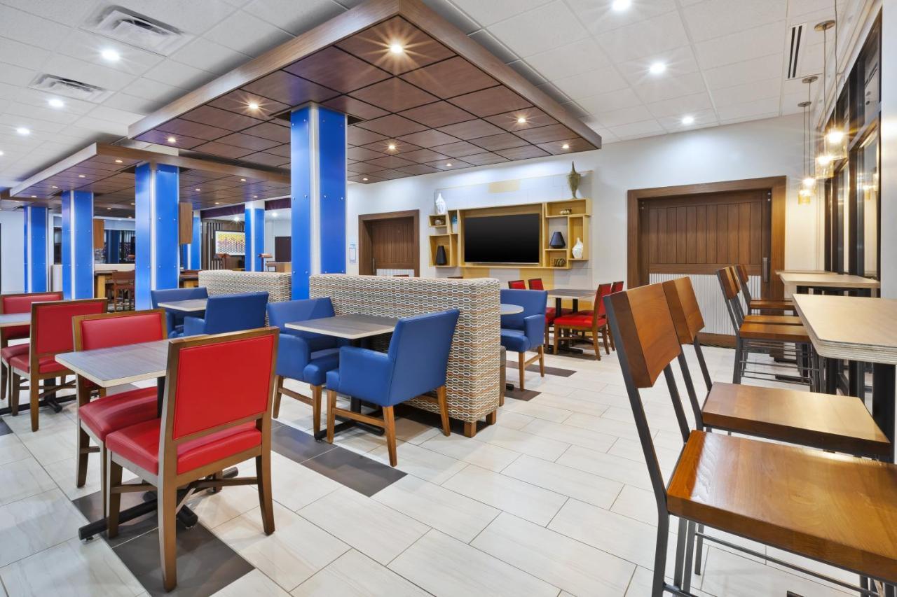 Holiday Inn Express & Suites - Painesville - Concord By Ihg Kültér fotó