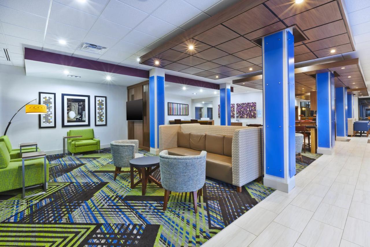 Holiday Inn Express & Suites - Painesville - Concord By Ihg Kültér fotó