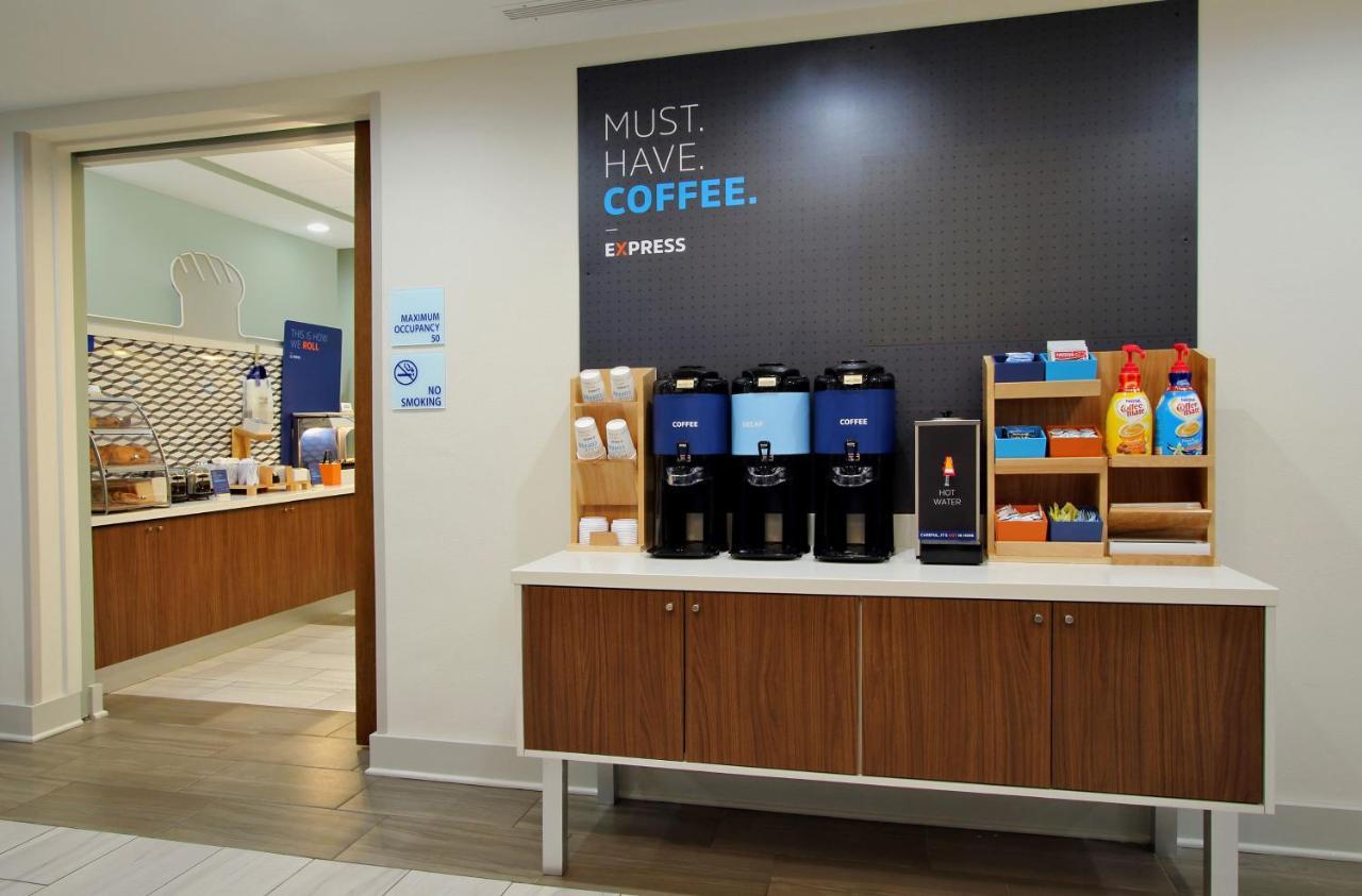 Holiday Inn Express & Suites - Painesville - Concord By Ihg Kültér fotó