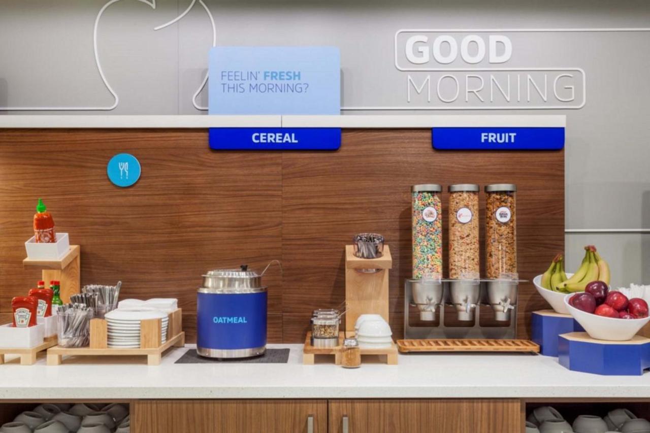 Holiday Inn Express & Suites - Painesville - Concord By Ihg Kültér fotó