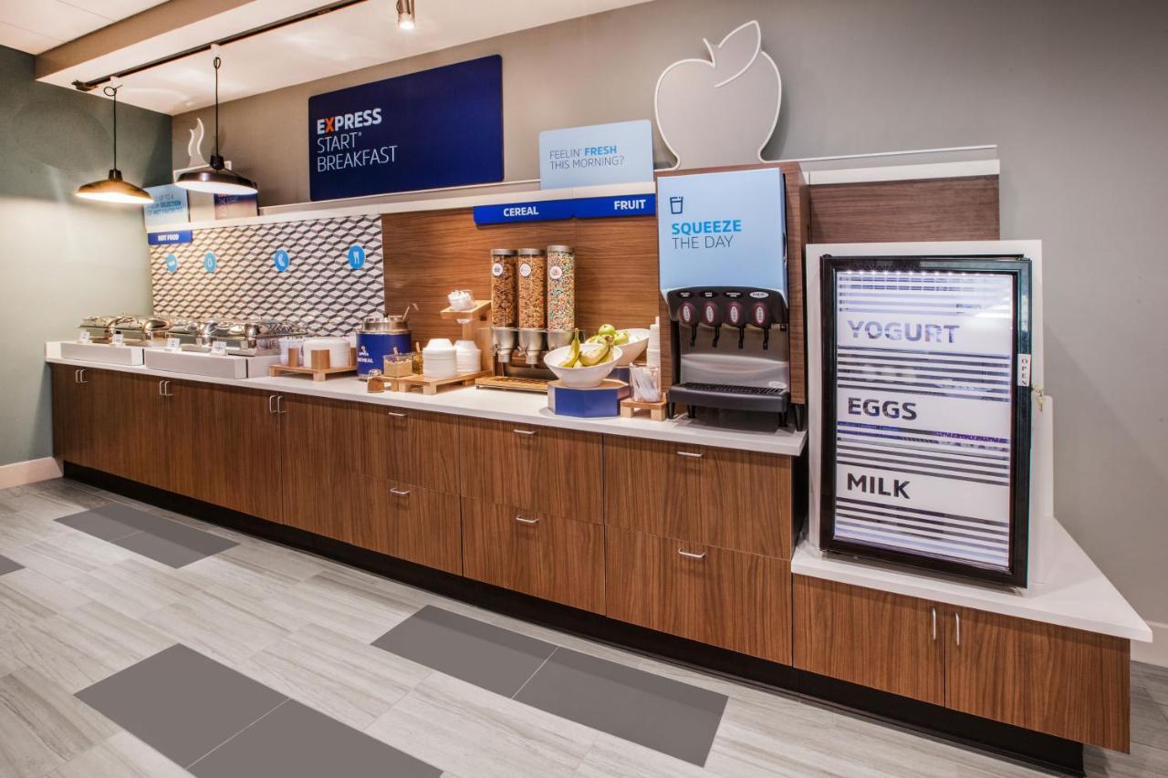 Holiday Inn Express & Suites - Painesville - Concord By Ihg Kültér fotó